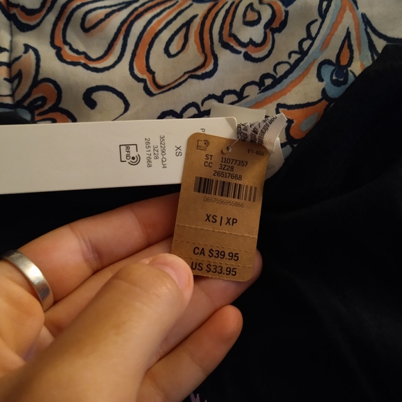 Small VS PINK outfit - Picture 3 of 4